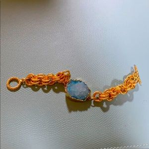 Gold/Blue geode bracelet